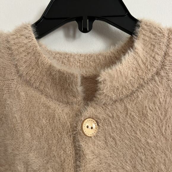 Soft Fuzzy One-Piece - Picture 5 of 7